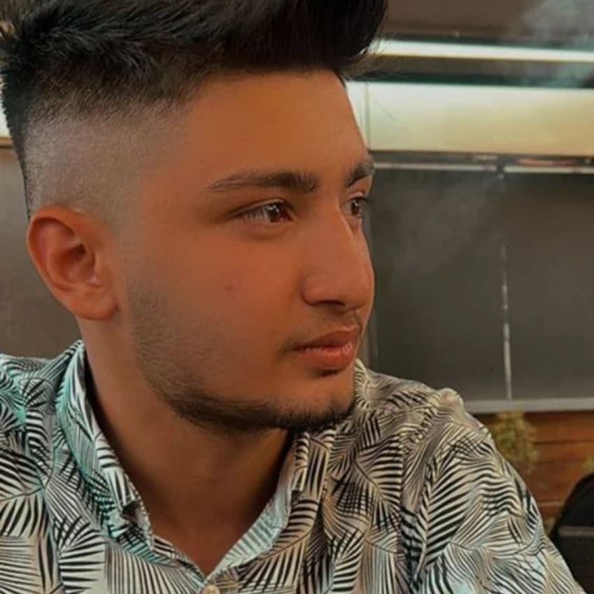 تصویر امیرمهدی فرخی پور - 1