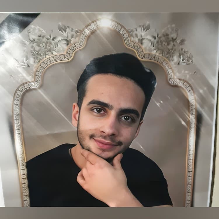 تصویر میلاد محققی - 1